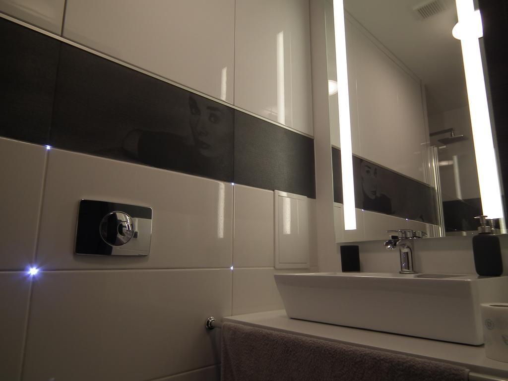 Kazimir Apartament Lodz エクステリア 写真